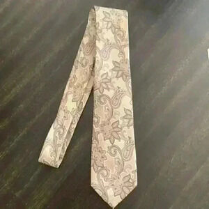 Geoffrey Beene‎ Tie EUC